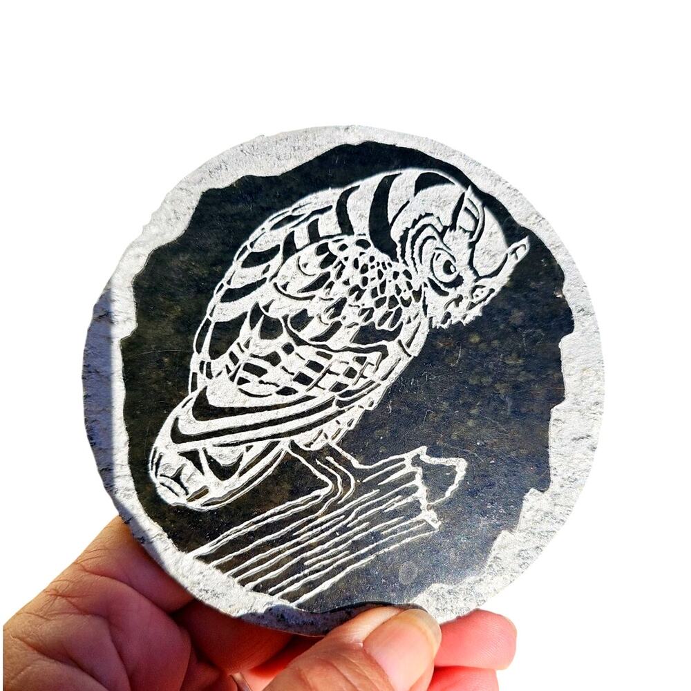 EngArt Canada Carved Slate Owl Wall Hanger 4.75" Diameter Black Gray Decor